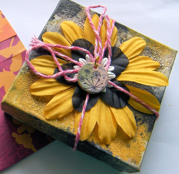 Adding a Hint of Summer to Your Jewelry Packaging