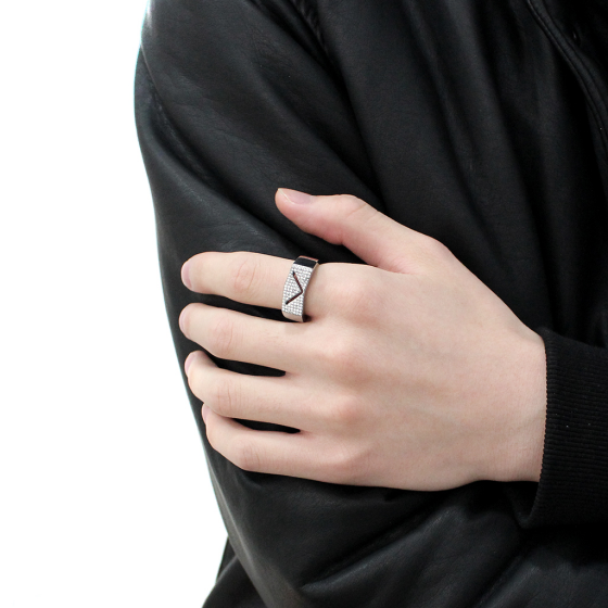 10 Men's Fashion Rings for Father's Day 2022