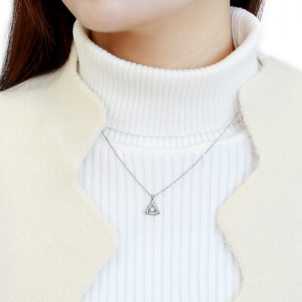 CJ301 Wholesale Women's Stainless Steel AAA Grade CZ Clear Triangle Chain Pendant