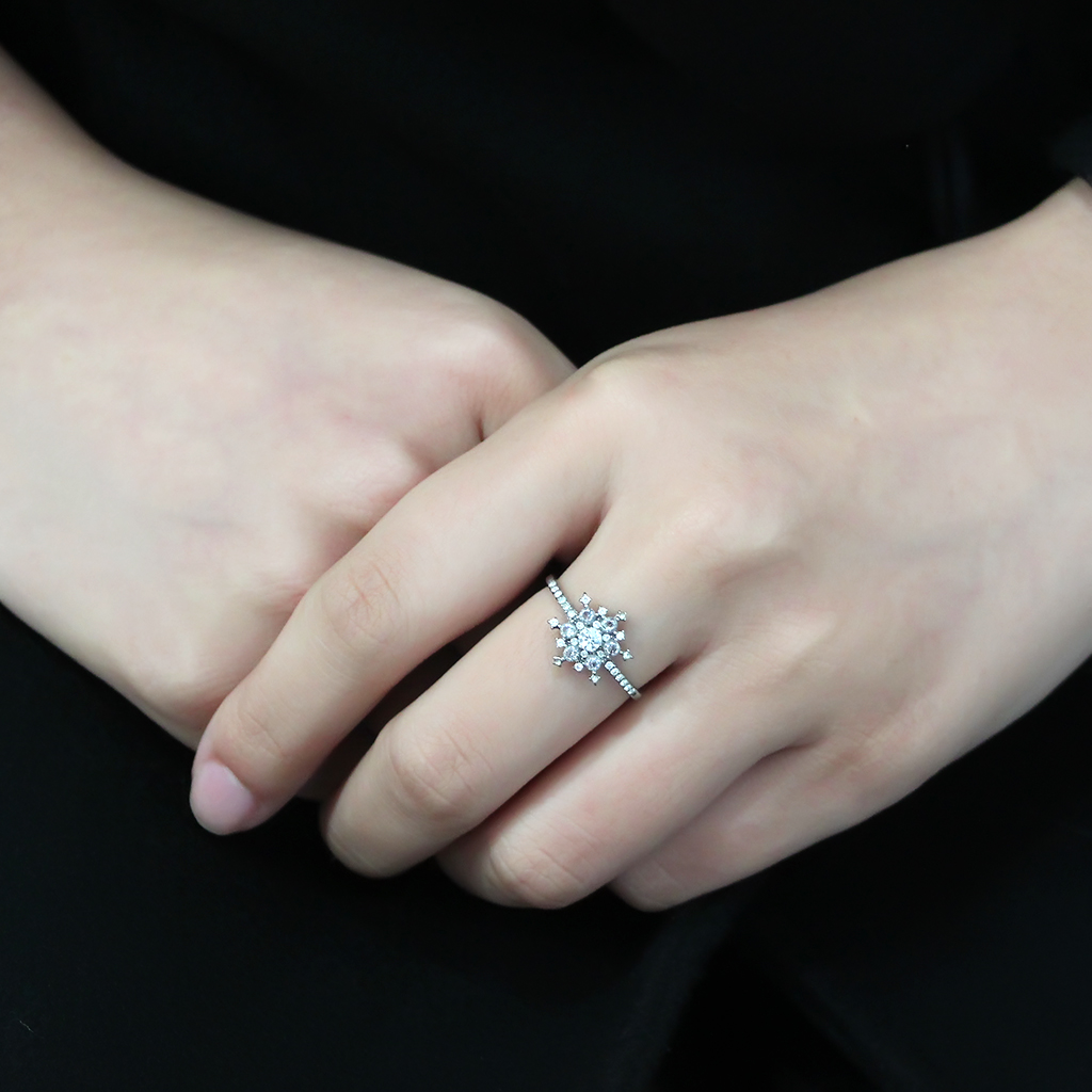 CJ317 Wholesale Women's Stainless Steel AAA Grade CZ Clear Minimal Snowflake Ring