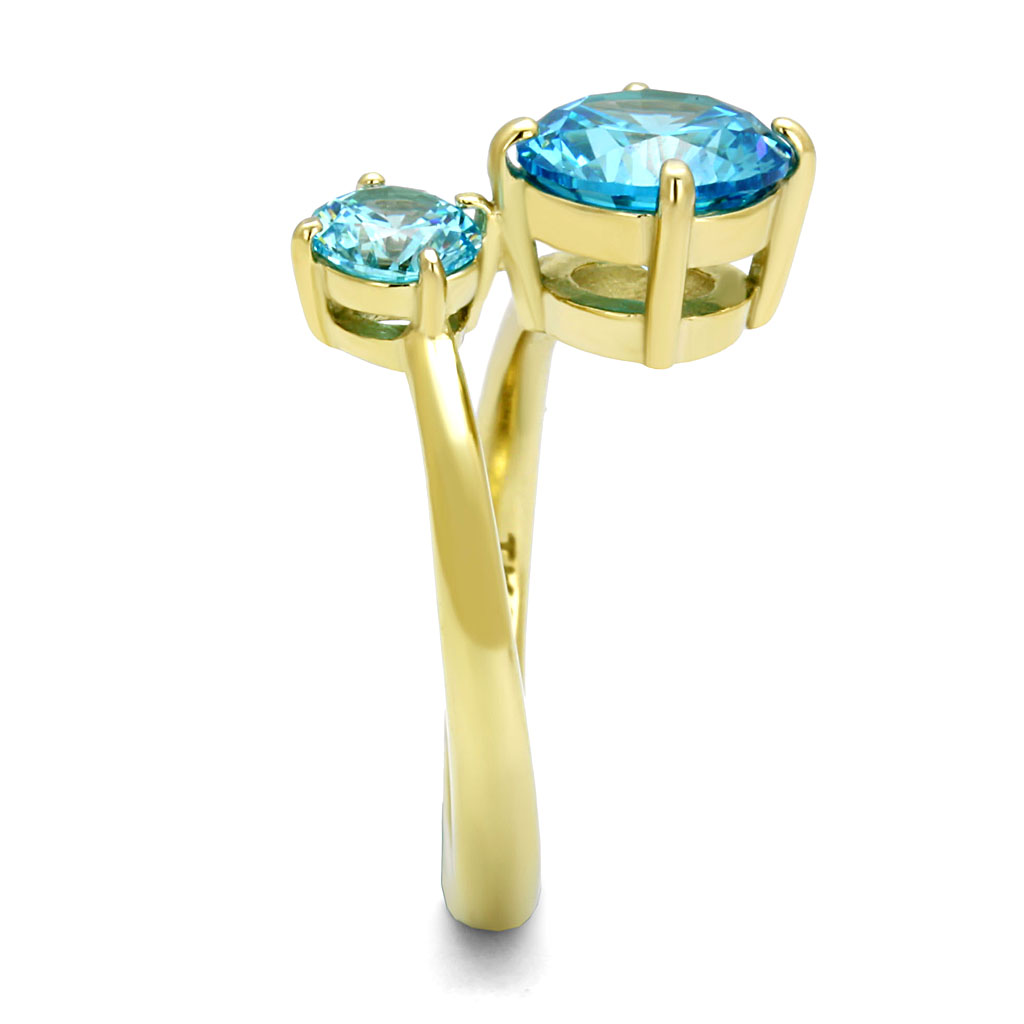 CJE3092 Wholesale Stainless Steel IP Gold Round Sea Blue Round CZ Ring