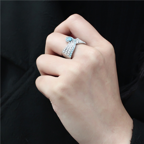 CJE3572 Wholesale Women's Stainless Steel No Plating AAA Grade CZ Sea Blue Wave Ring