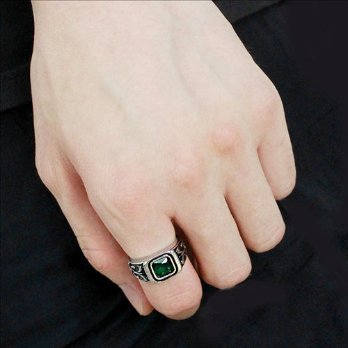 CJE3616 Wholesale Men&#39;s Stainless Steel Synthetic Emerald Ring