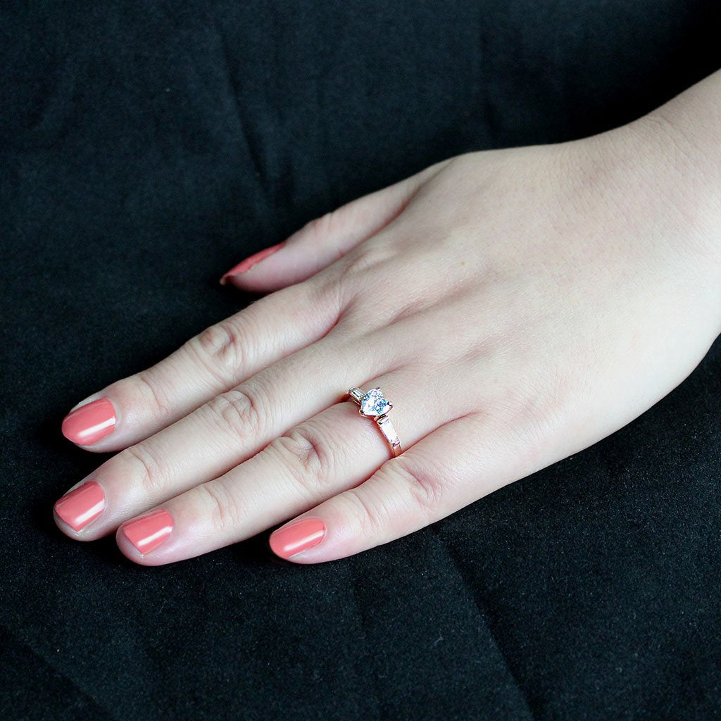 CJ3829 Wholesale Women's Stainless Steel IP Rose Gold Clear AAA Grade CZ Heart Ring