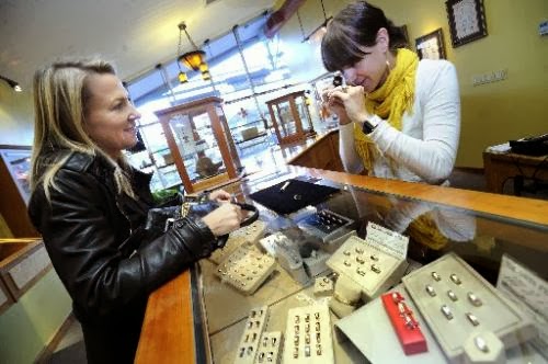 Quick Tips to Manage Your Business This Valentine’s Day