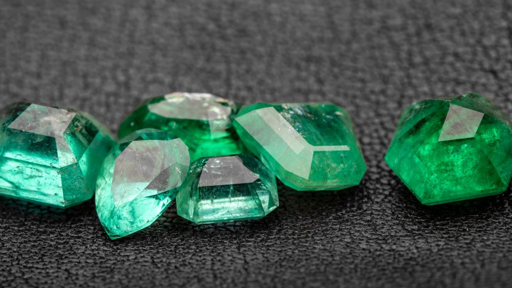 May Birthstone “Emerald” Wholesale Fashion Rings