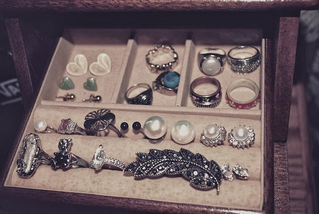 Protect Your Investment: How to Prevent Tarnish on Your Jewelry Inventory