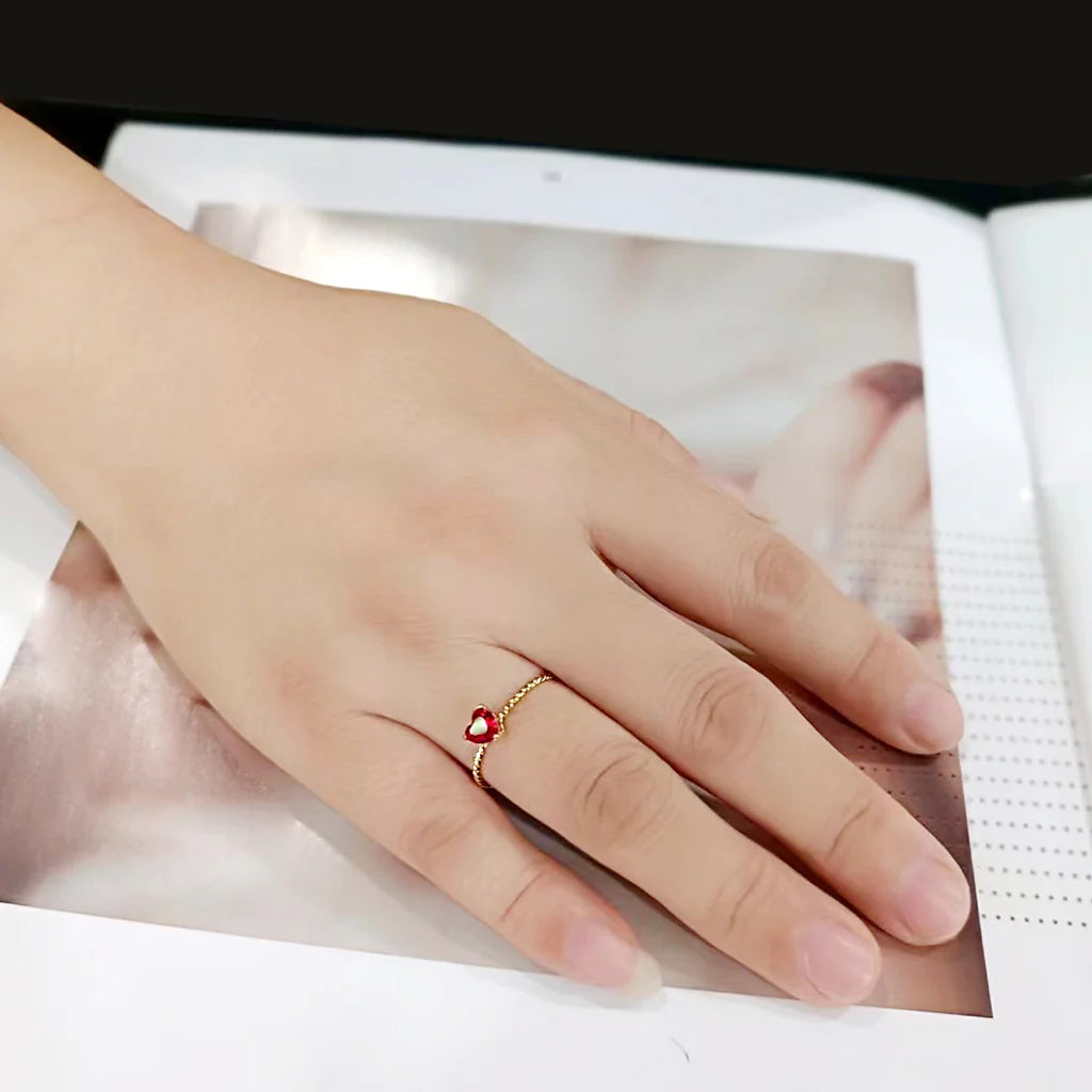 CJ3858 Wholesale Women&#39;s Stainless Steel Heart Siam Minimal Ring
