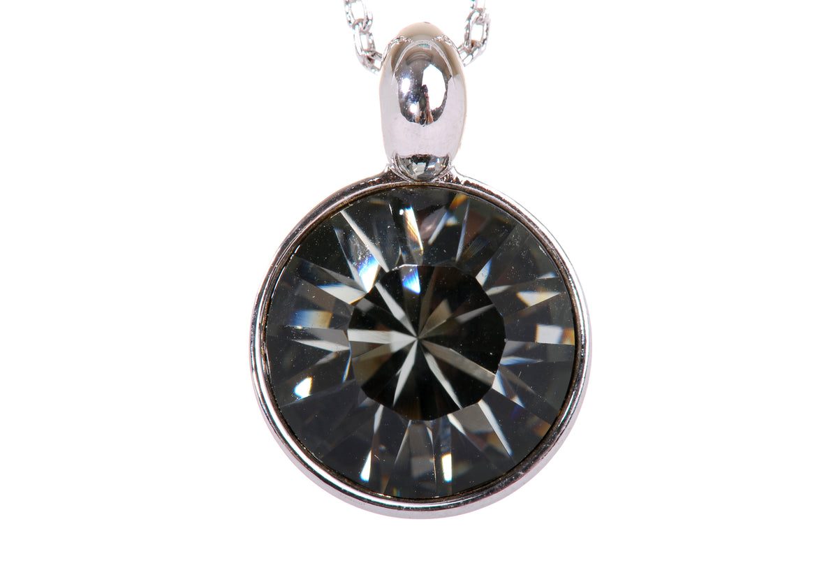 N7171 Brilliant Round Onyx Swarovski Crystal Elements Rhodium Plated Pendant Necklace